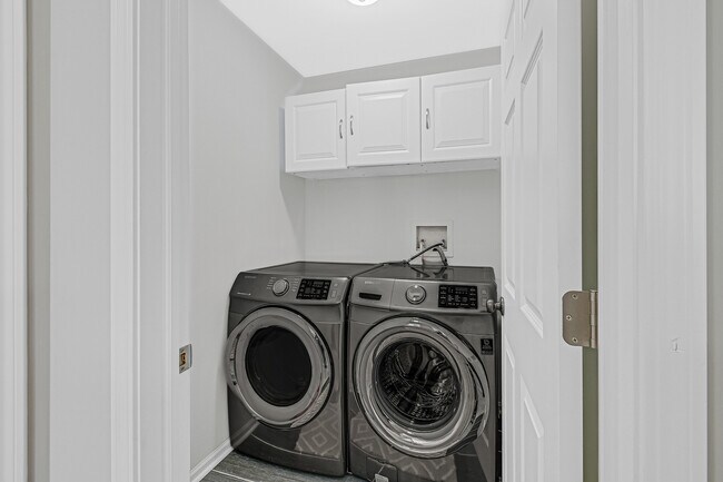 Building Photo - 5103 Gardiner Glenn Dr