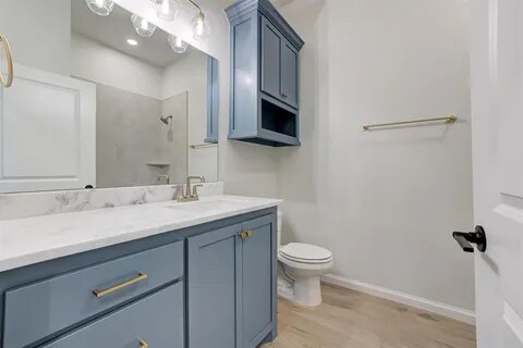 Building Photo - 3007 Pescara Dr