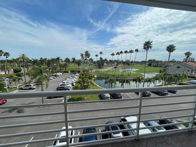 Building Photo - 5701 Bahia Del Mar Cir N