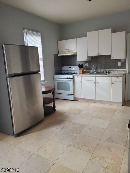 Building Photo - 399 Grace Ave