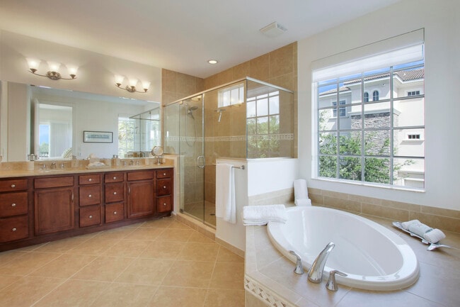 Building Photo - 13587 Treasure Cove Cir