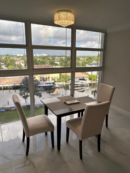 Building Photo - 1391 S Ocean Blvd