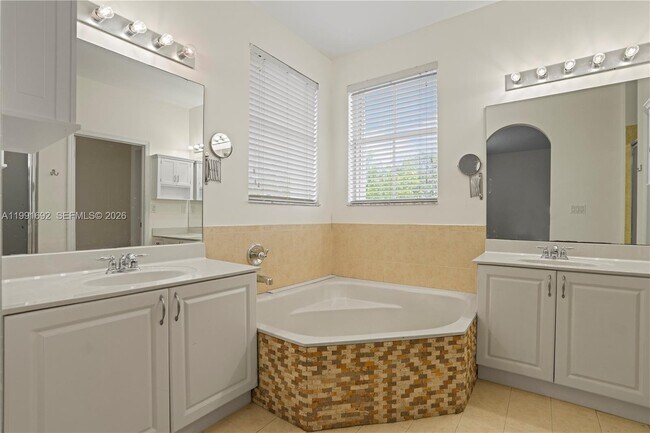 Building Photo - 20234 SW 128th Pl