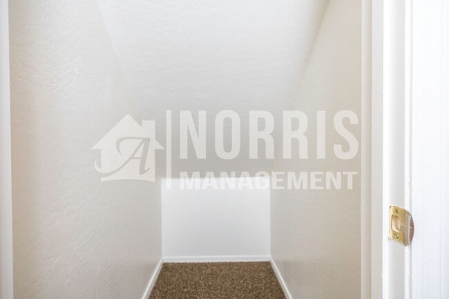 Building Photo - Spacious Home in Magic Ranch in Florence