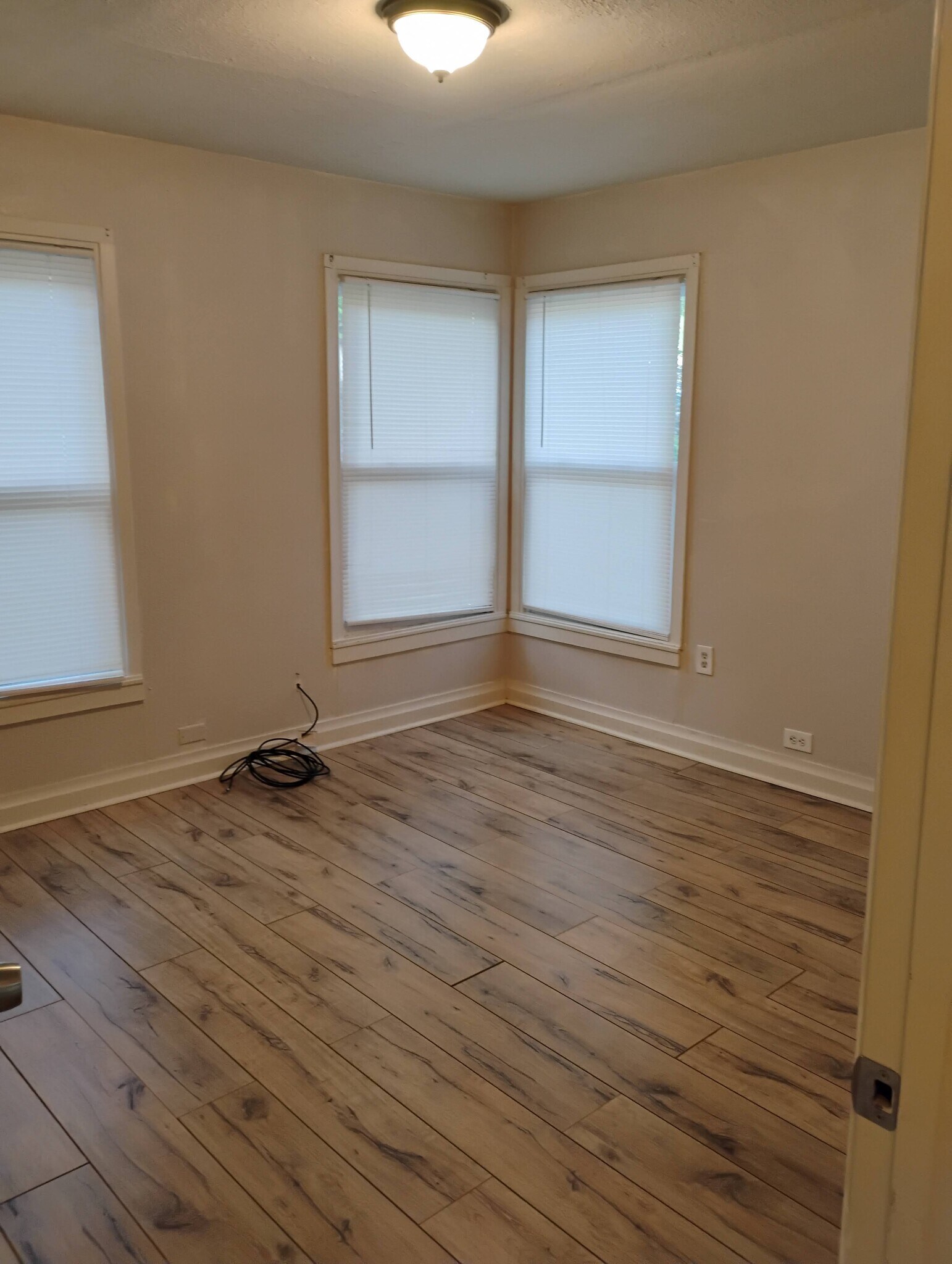 2nd bed - 509 Burns Rd