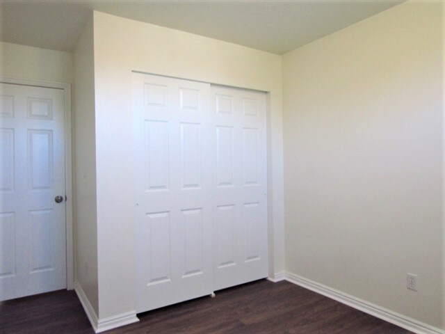 Building Photo - 1102 N 2675 W