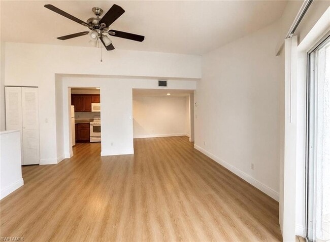 Building Photo - 161 Santa Clara Dr