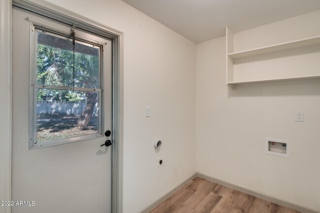 Building Photo - 4402 W El Camino Dr