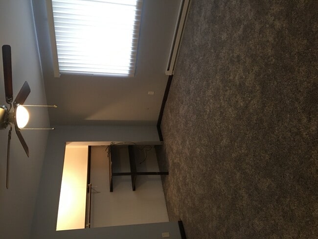 Building Photo - 350 N Birch St