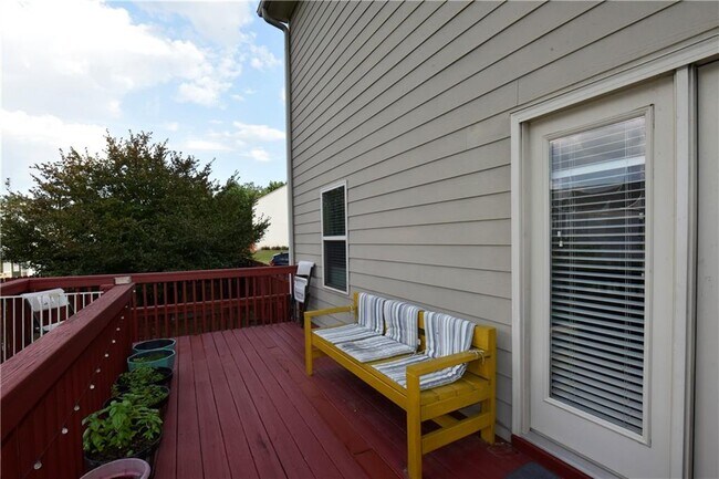 Building Photo - 1805 Kingsbridge Ct