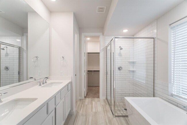 Building Photo - 7397 Mount Greylock Lp