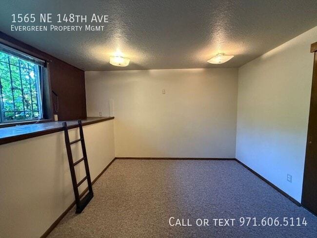 Building Photo - 1565 NE 148th Ave