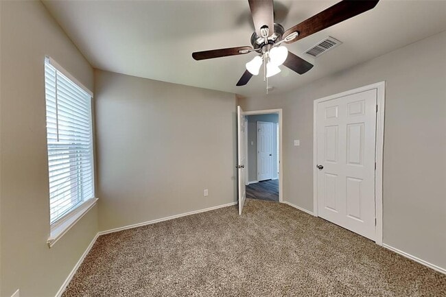 Building Photo - 7214 Bristol Ridge Dr