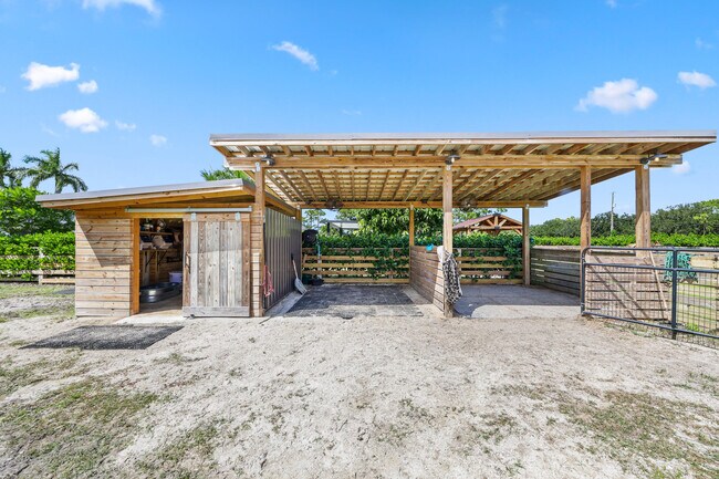 Building Photo - 14704 Black Bear Rd