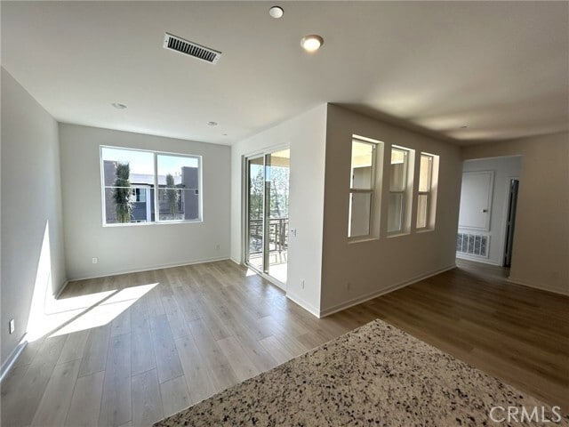 Building Photo - 1000 N Tangent Privado