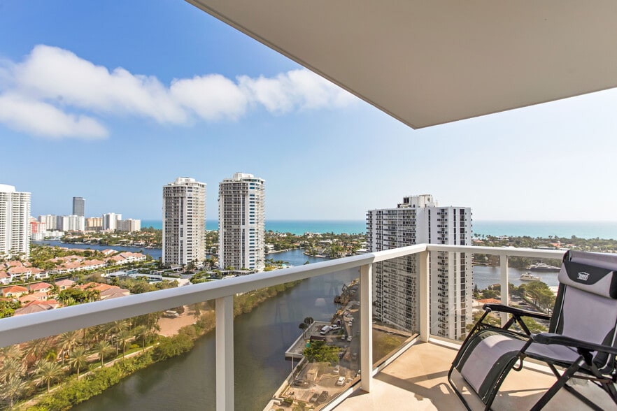 Balcony VIew - 3701 N Country Club Dr