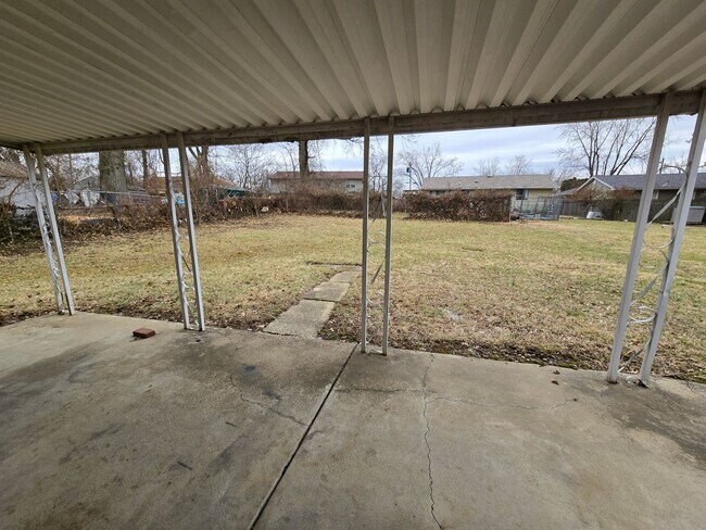 Building Photo - 3823 Iberis Ave