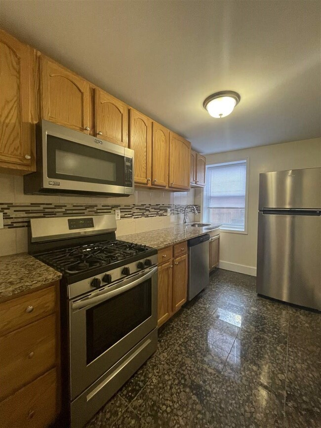 Primary Photo - 204 Christopher Columbus Dr