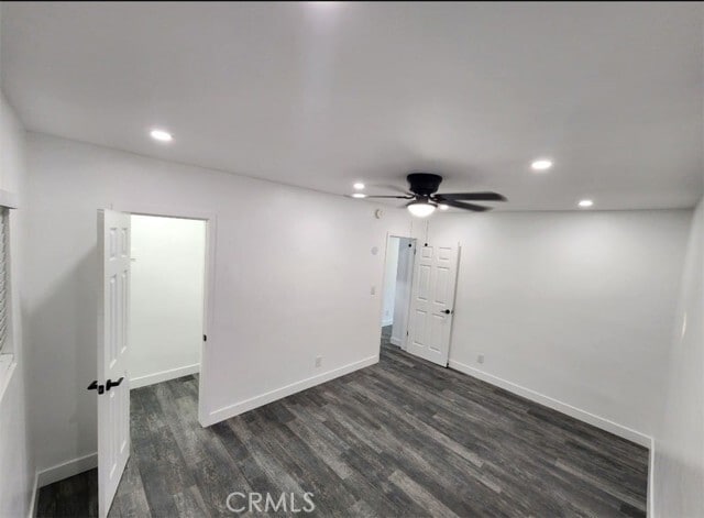 Building Photo - 714 W 95th St