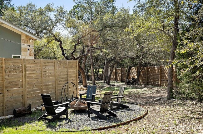Building Photo - 805 Gallagher Dr