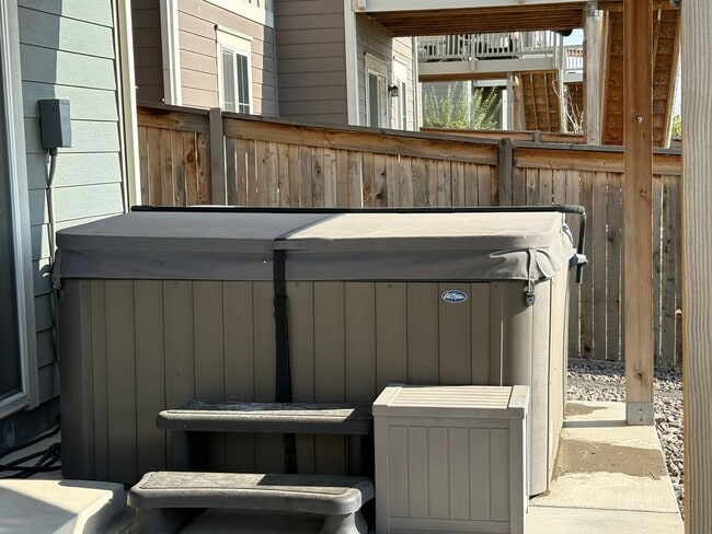 Building Photo - 9541 Pagosa St