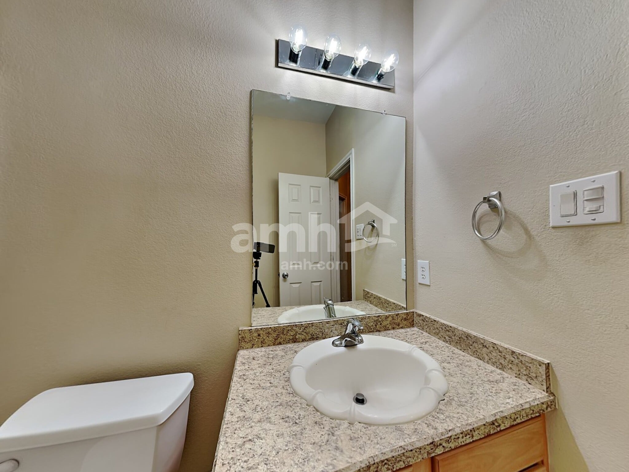 Building Photo - 12724 Ocean Spray Dr