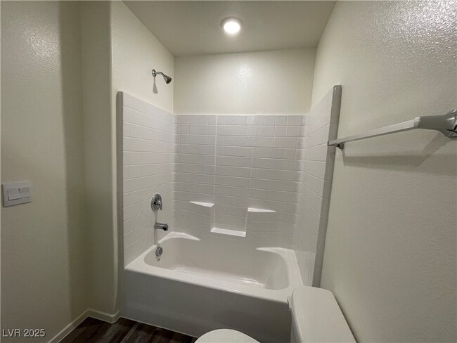 Building Photo - 4919 Chapin Mesa Ave