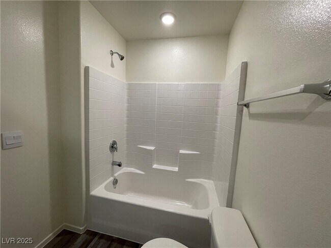 Building Photo - 4919 Olive Mesa Ave