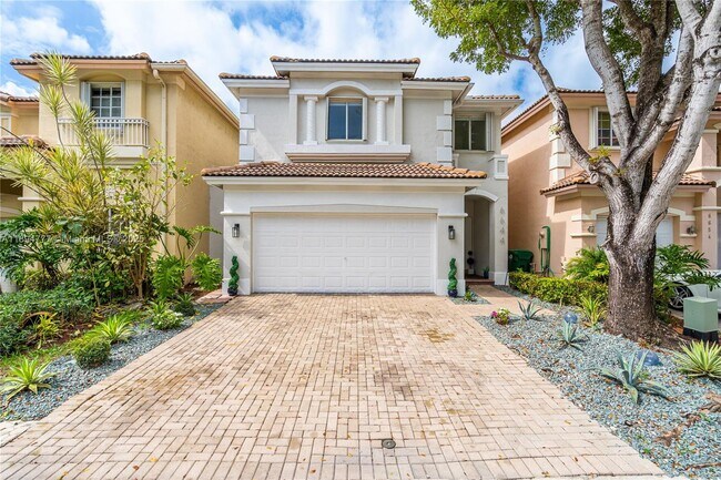 Building Photo - 6644 NW 107th Pl