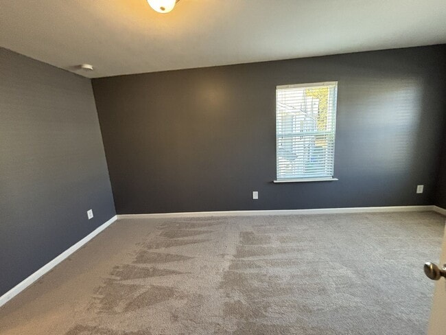 Building Photo - Gated Private Community! Spacious 3 Bedroo...