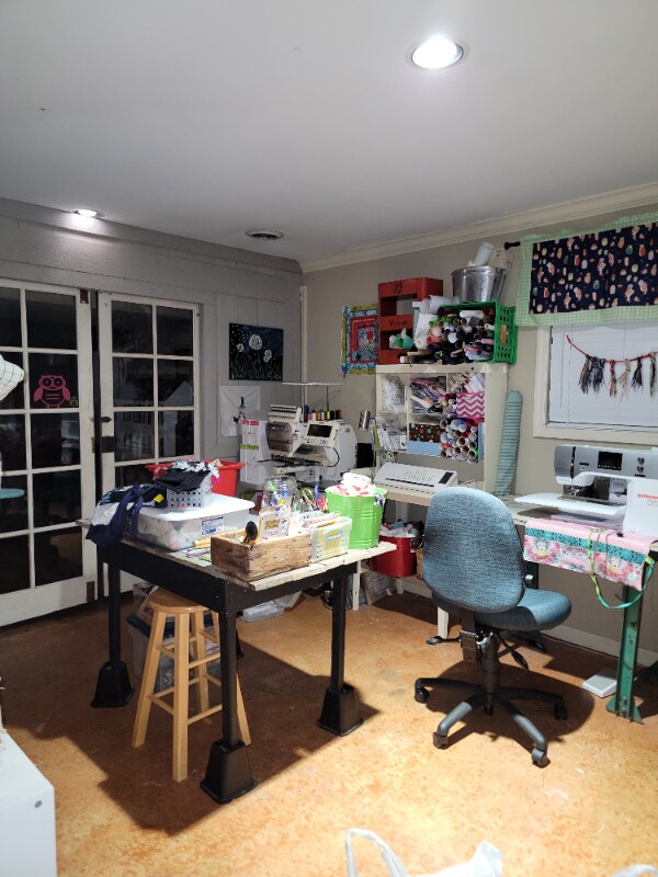 Building Photo - 712 E Fox Den Dr