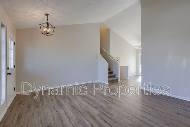 Building Photo - 17821 Lillian St