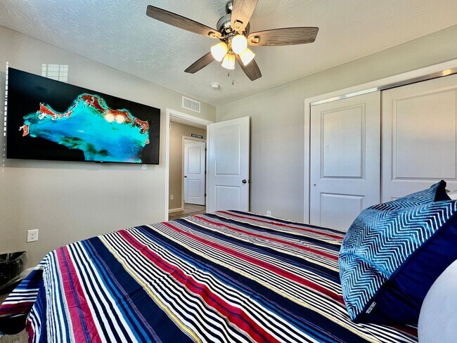 Building Photo - SkyHigh Retreat! Airplane themed escape in...