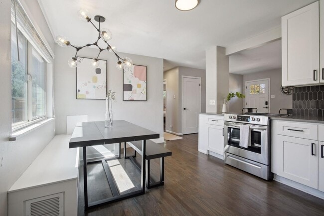 Building Photo - 3310 Ivy St