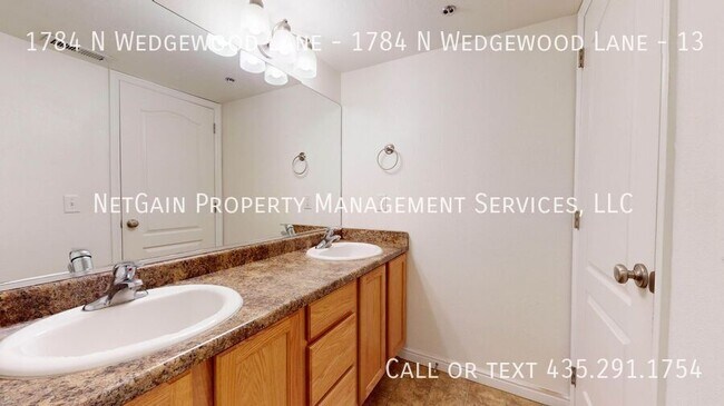 Building Photo - 1784 N Wedgewood Ln