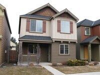 Building Photo - MOVE IN SPECIAL $500 OFF FIRST MONTH RENT ...