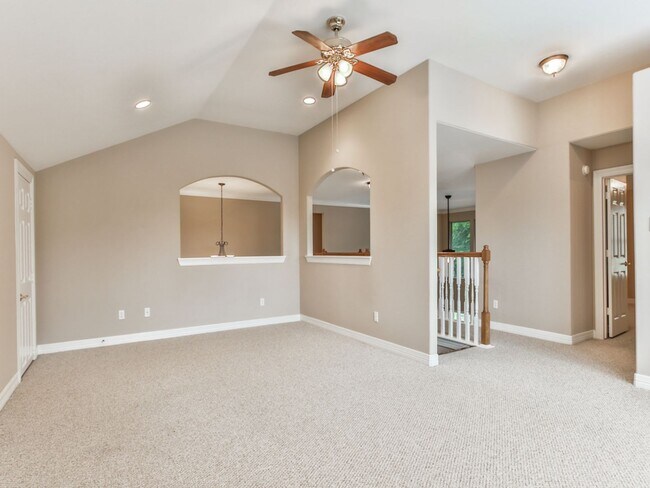Building Photo - FORE Bedrooms in Del Lago!