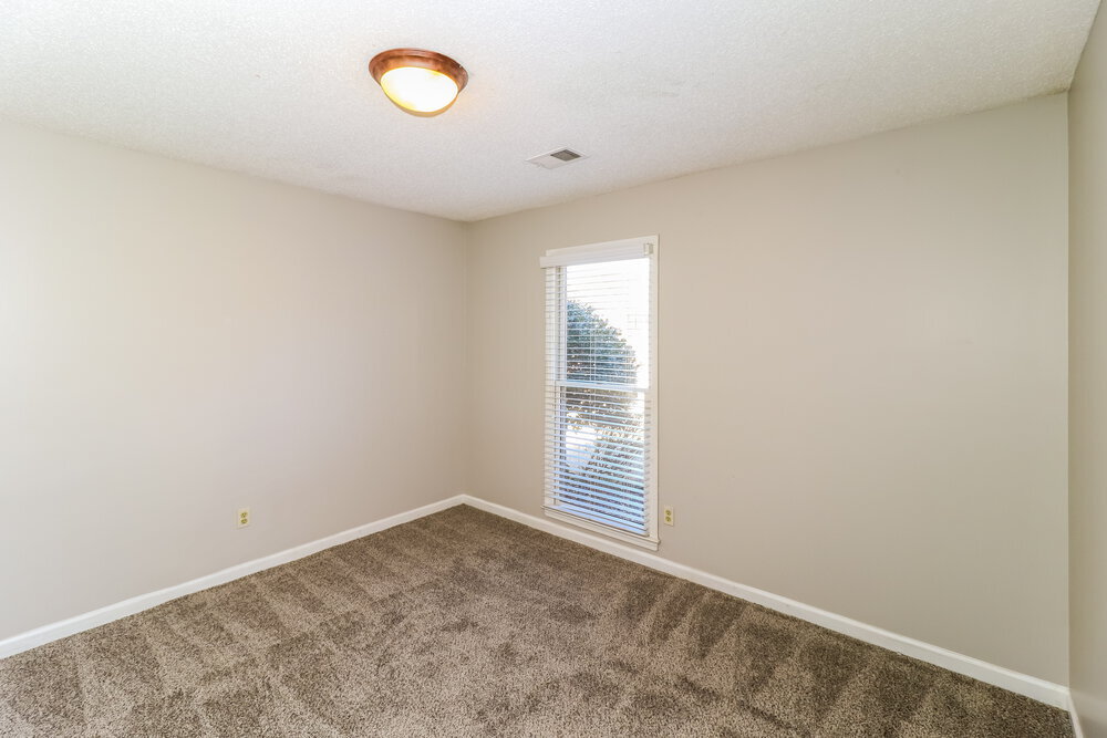 Building Photo - 1418 Hidden Ridge Ln