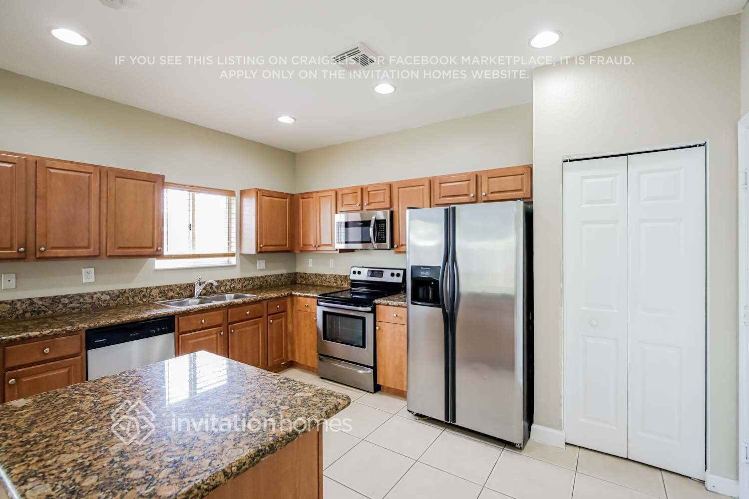 Building Photo - 22121 SW 87th Pl