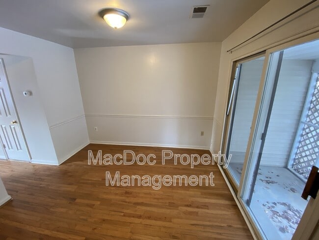 Building Photo - 212 Farrell Ln