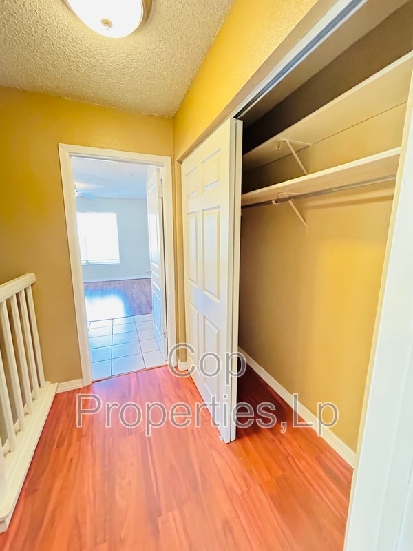 Building Photo - 1804 Gary’s Park