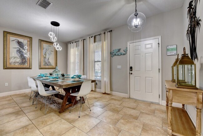 Building Photo - 5254 Wildwood Wy