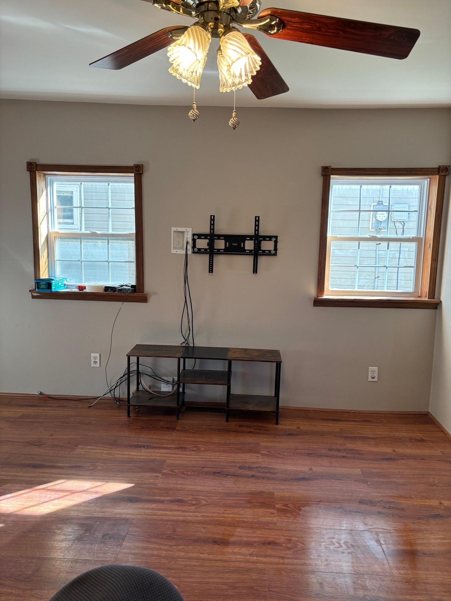 Building Photo - 579 W Mahoning St