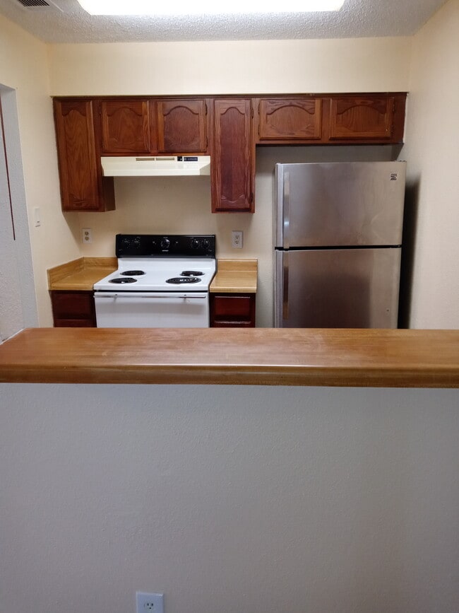 Building Photo - 6702 Everhart Rd