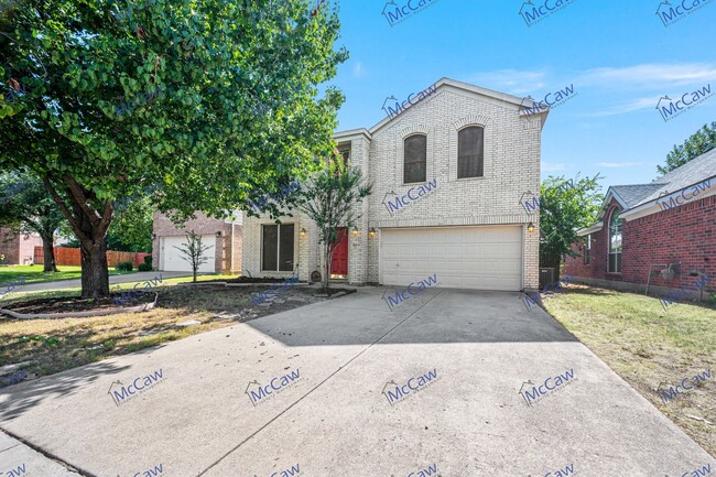 Primary Photo - Spacious 4/2.5 Home in Fort Worth!