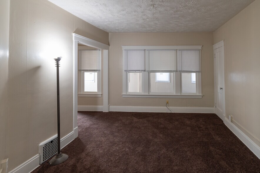 Living Room - 1171 La Croix Ave