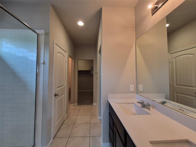Building Photo - 3317 Burch Brook Cove