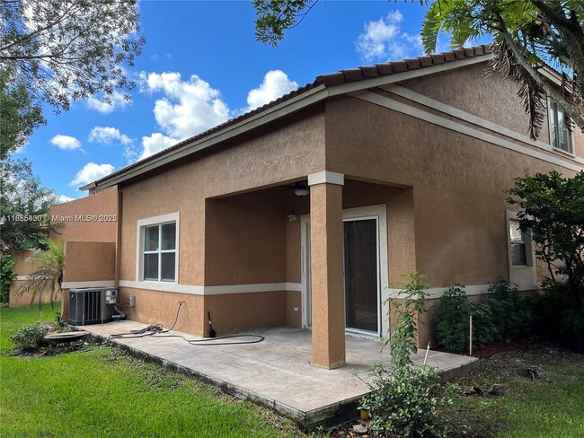 Building Photo - 2090 NW 99th Way