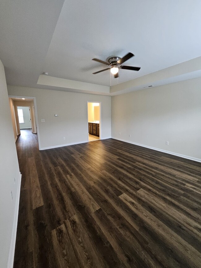 Building Photo - 110 Fargale Ln