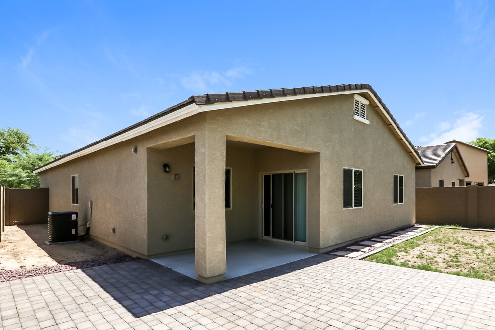 Building Photo - 8828 S 41ST Dr